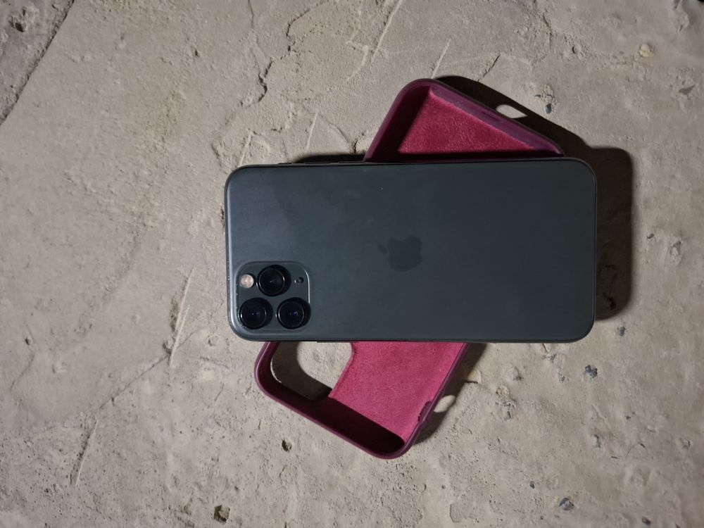  11про 64гб док тугел