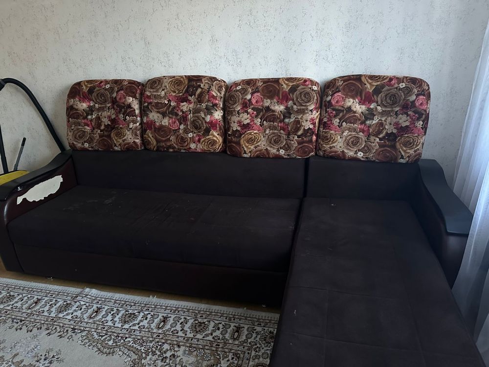 Продам  диван