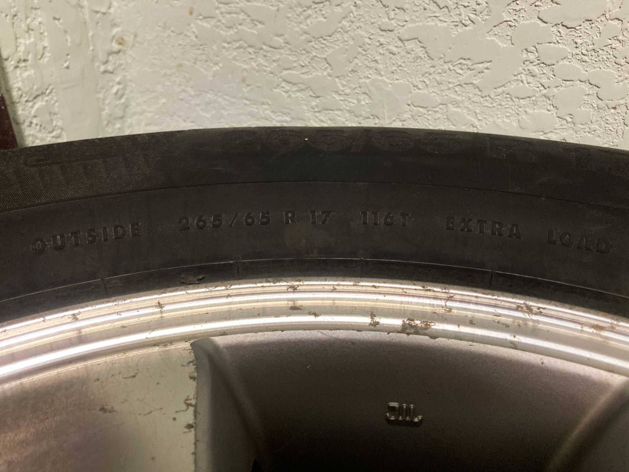 265 /65 /17    .