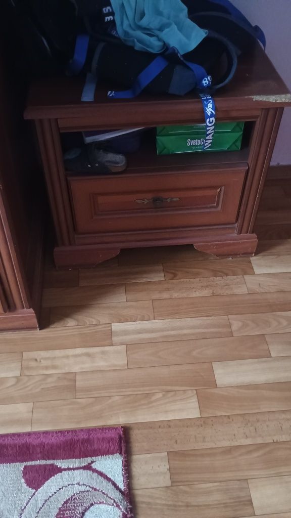Спальный шифоньер с двумя тумбощ