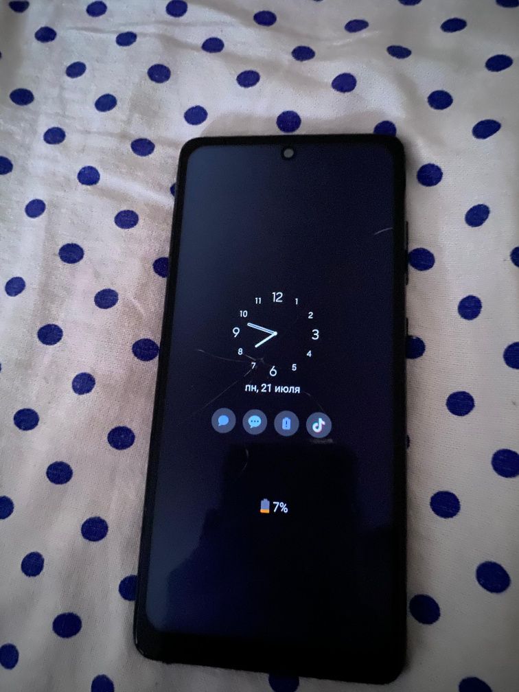 Продам Samsung s20 FE