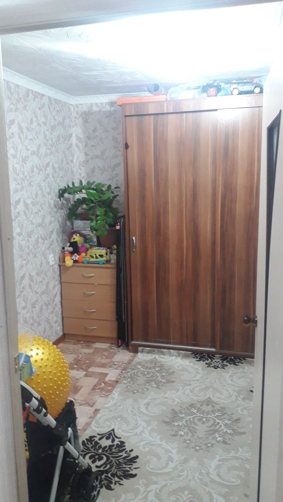Продам 4ех. Комнатную квартиру в центре районе Кооператора