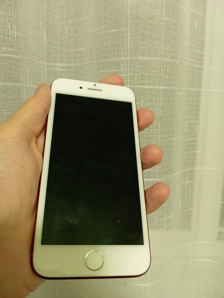 IPhone 7 128 гб.