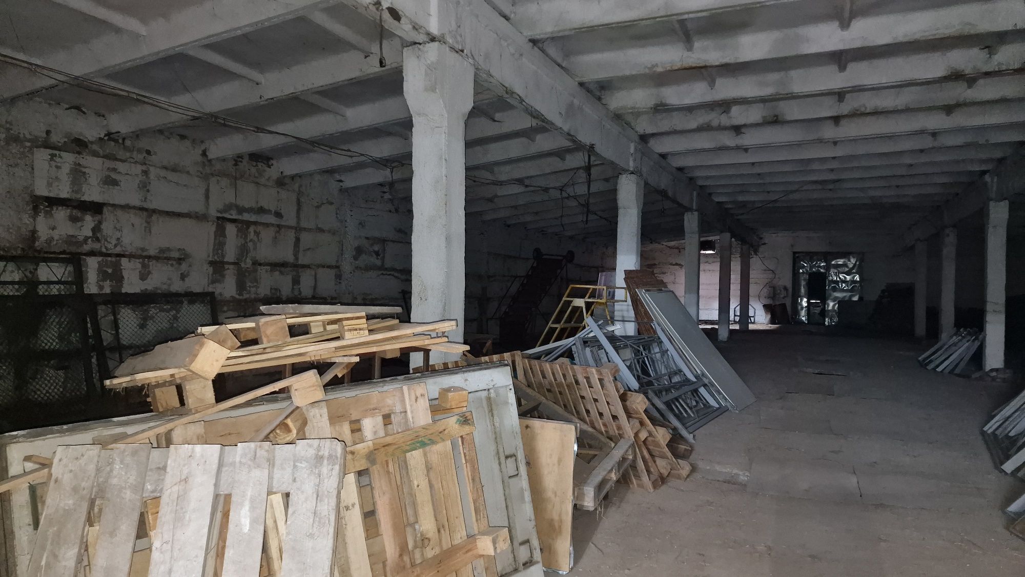 Сдам помещение в аренду полуподвальное прохладный