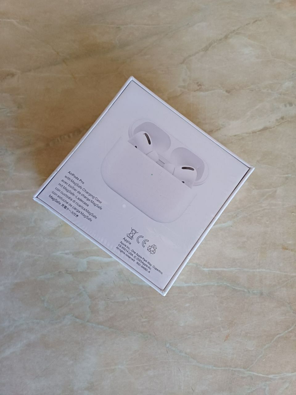 AirPods, AirPods Pro наушник