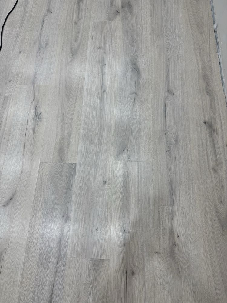 Продается ламинат б/у