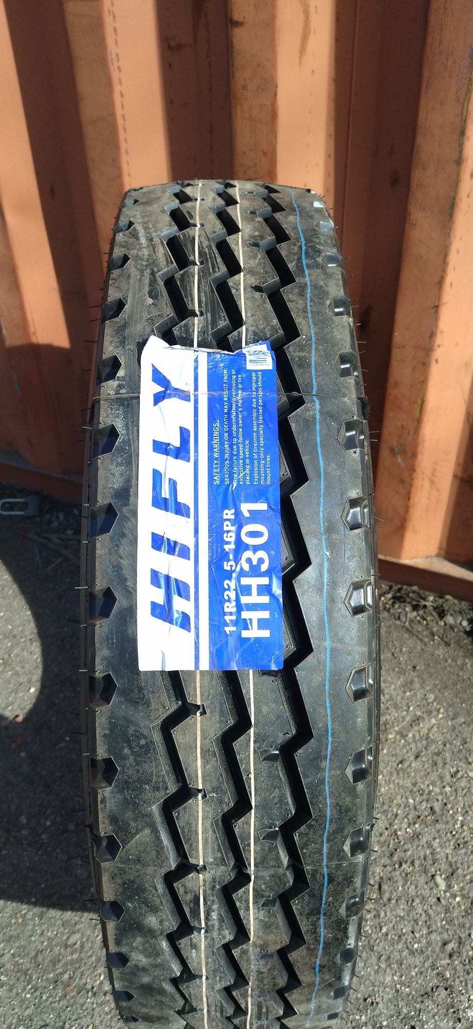 11R22.5 HH301  ГРУЗОВЫЕ