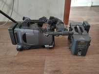 Видеокамера sony pdw530 без обънктива в комплекте зарядка и 2 аккума