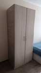 Продается 2-дверный шкаф для одежды