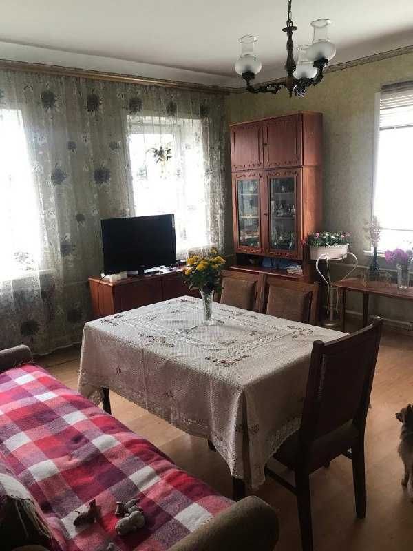 4 комнатный дом,  в 44 квартале, площадь 65 кв.м с участком 4.2 соток