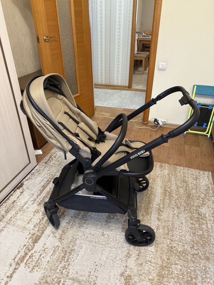 Продам коляску Ining baby 2 в 1 бежевая D900