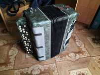Продаю баян в хорошем состоянии хороший торг