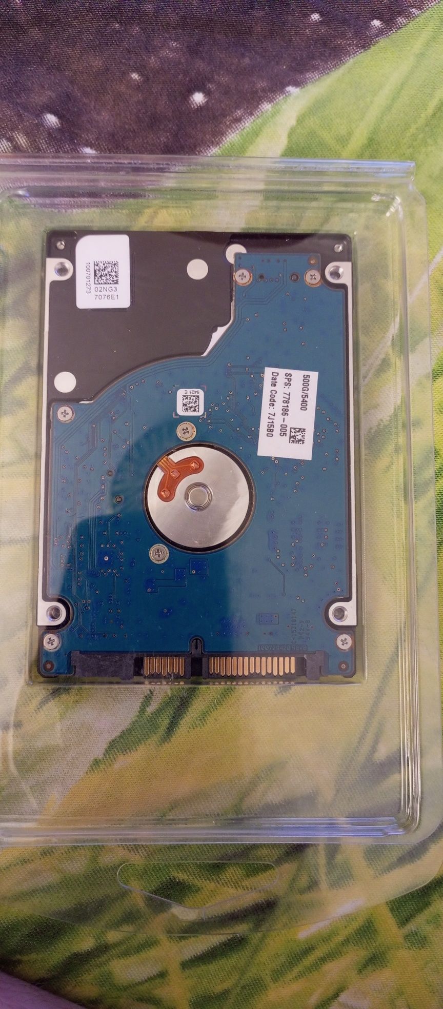 HDD диск в отличном состоянии на 500 GB на ноутбук