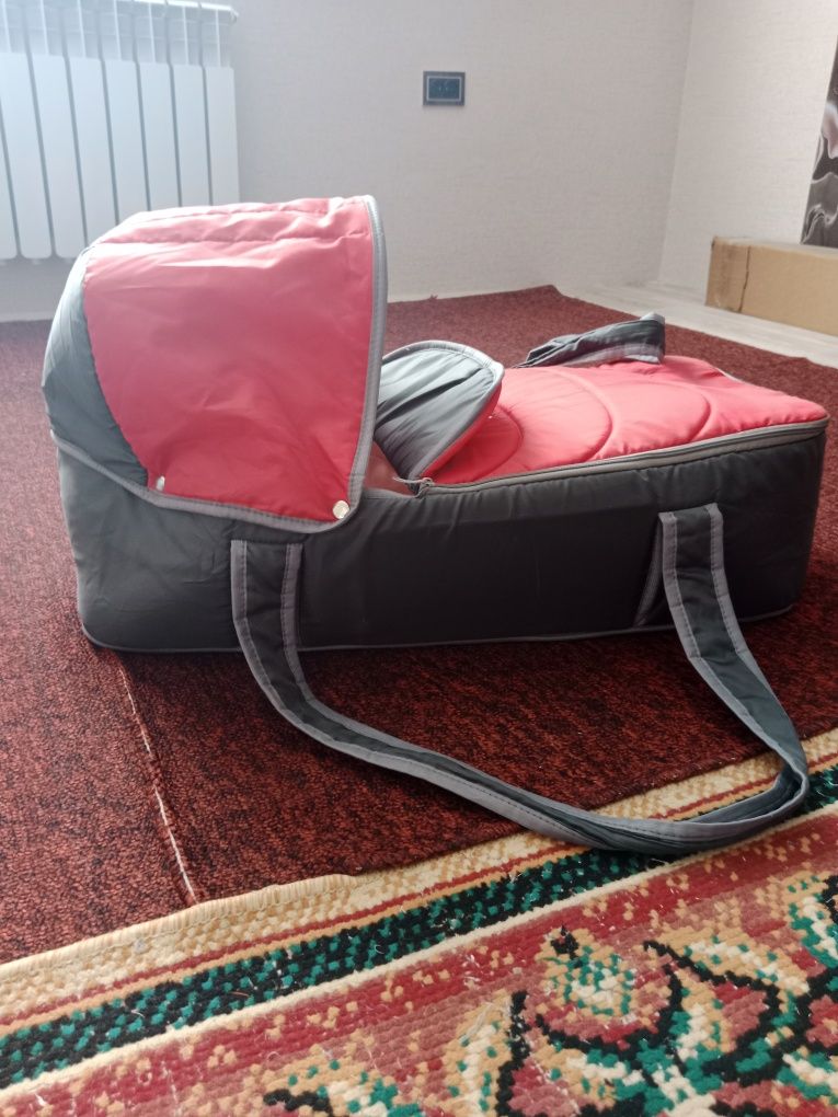 Продам переноску детскую