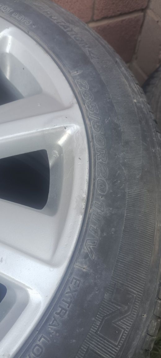 Продам резину на range rover