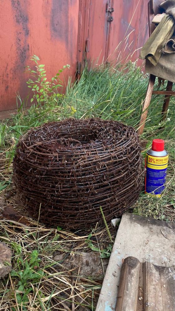 Продам колючую проволоку