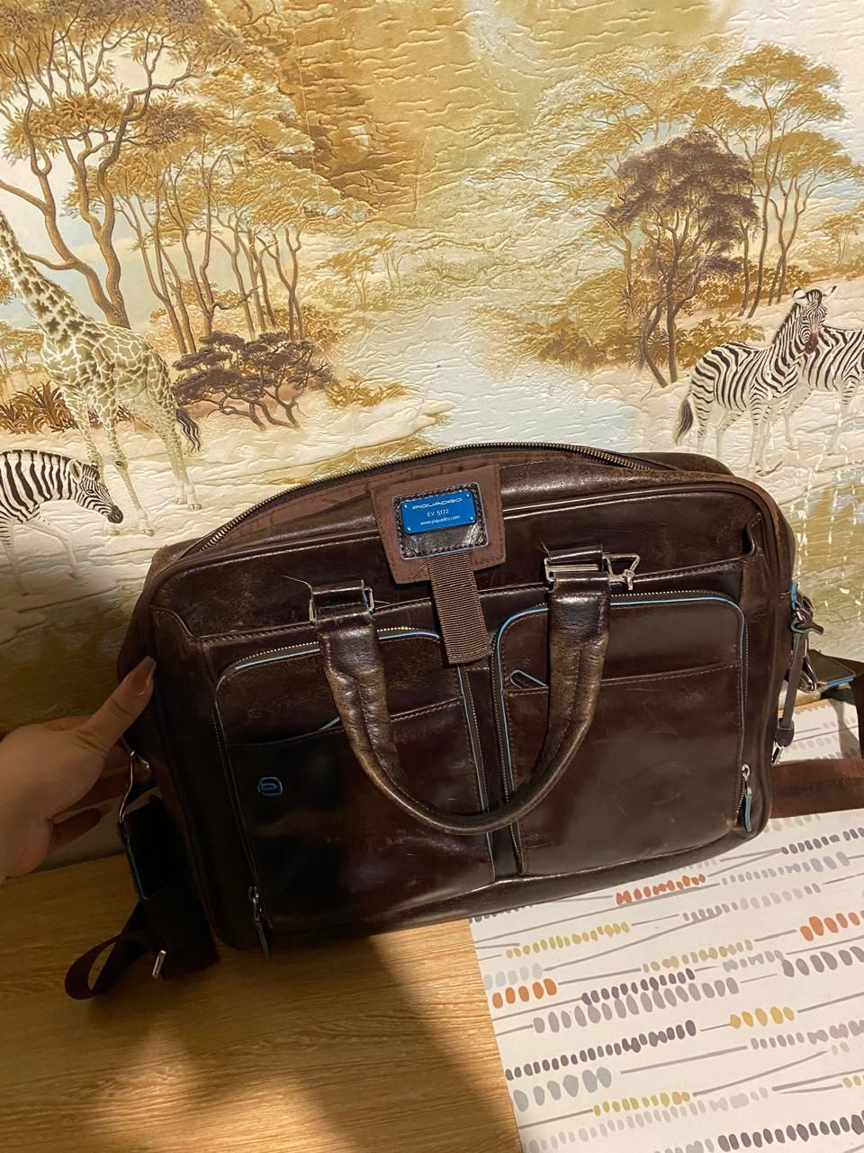 Продам сумка для ноутбука  piquadro