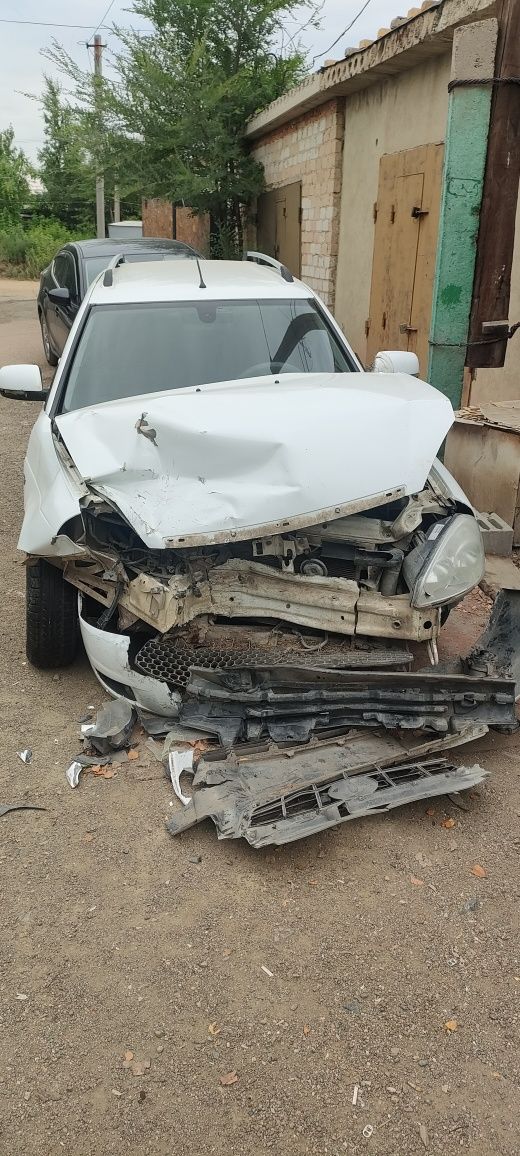 Lada Priora 2012г универсал белый