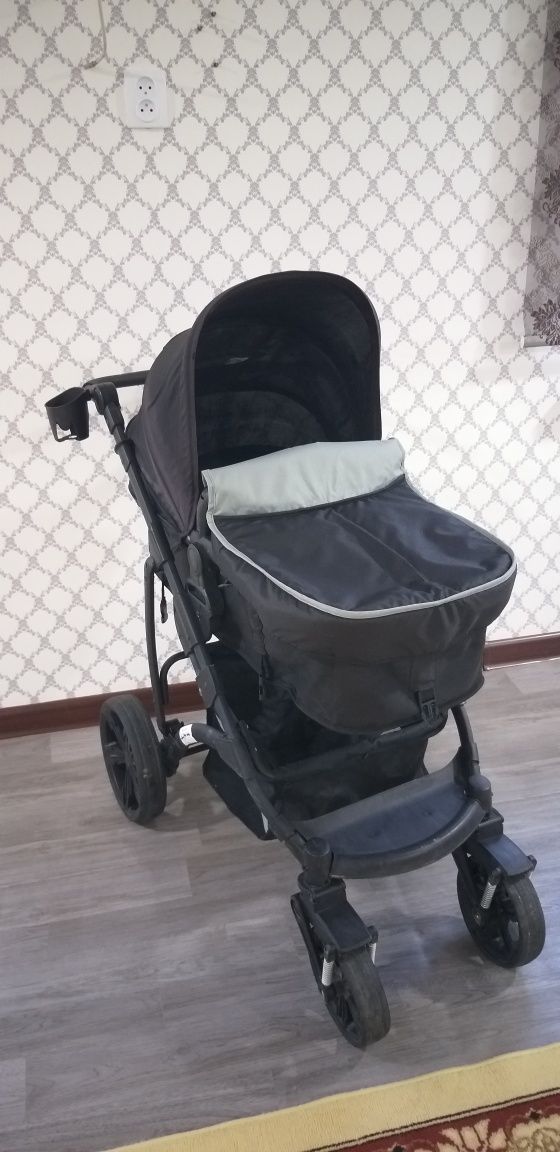 Продается детская коляска