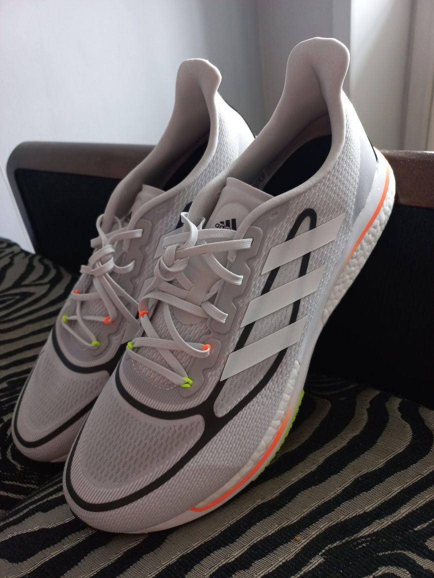 ADIDAS  Supernova+ 48 размер, 32-33 см по стельке