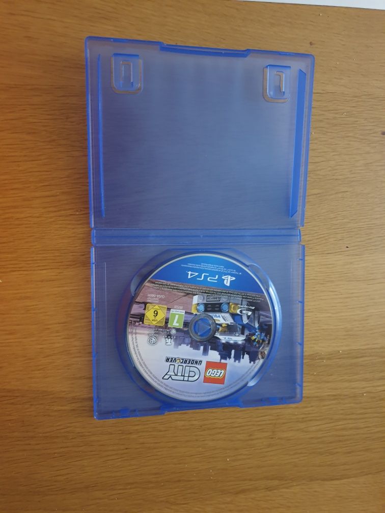 Lego city undercover PS4