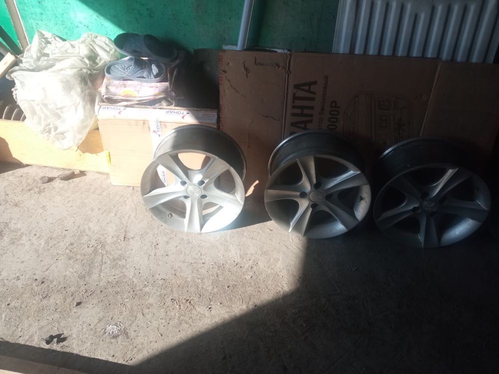 Продаю диски R15 разболтовка 4х100
