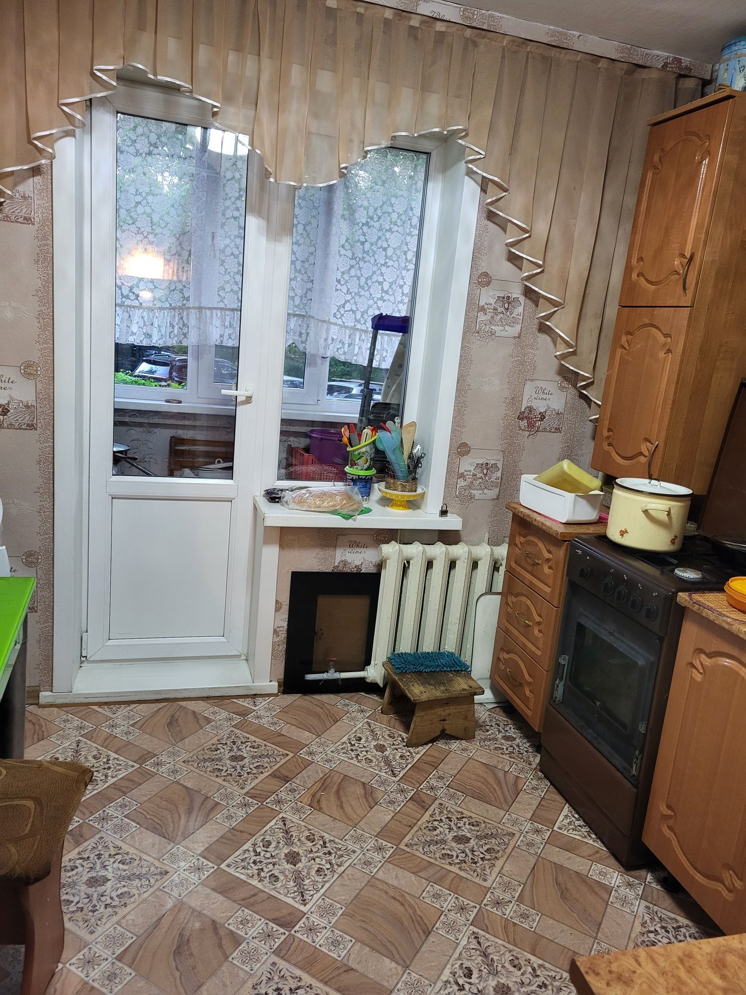 Продам 2 ух комн кв Ленинградку в 19 мкр