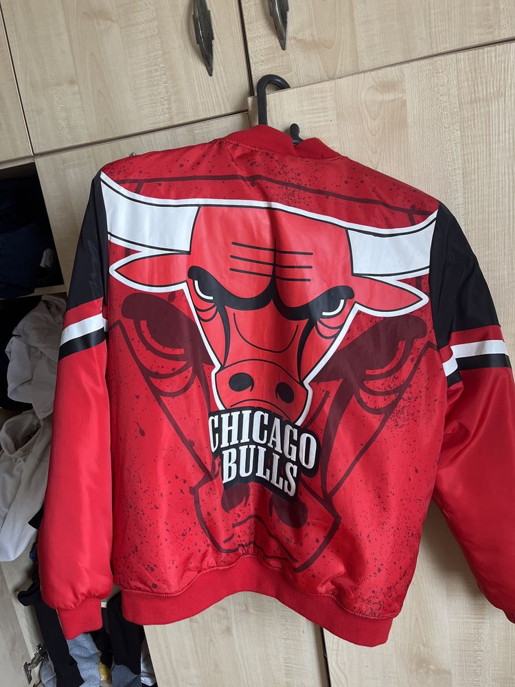 Бомбер Chicago bulls