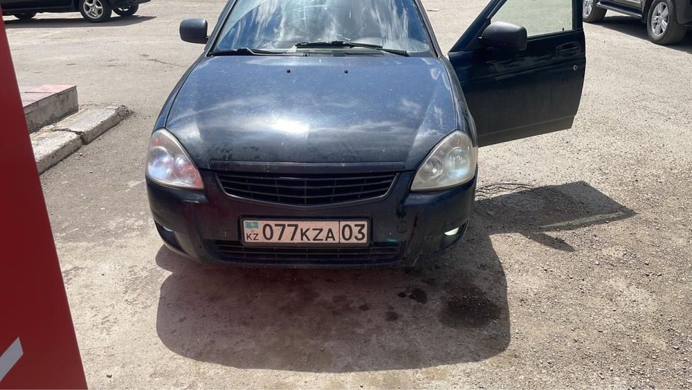 Продам приору, машина каждый день используется!