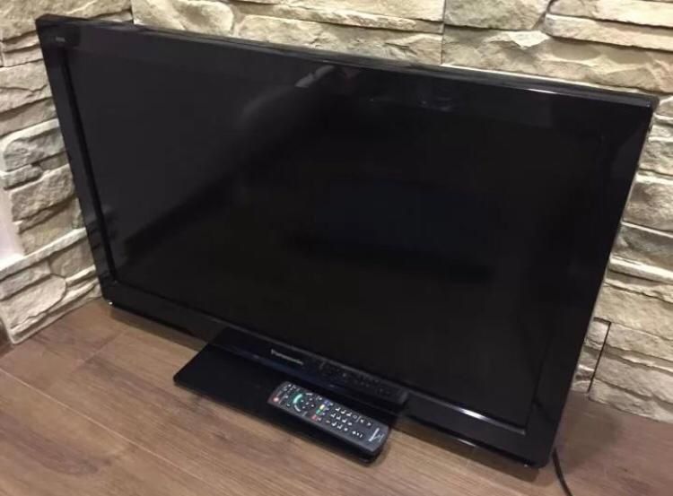 Телевизор Panasonic Viera ЖК Малайзия. Обмен на айфон самсунг, колонку