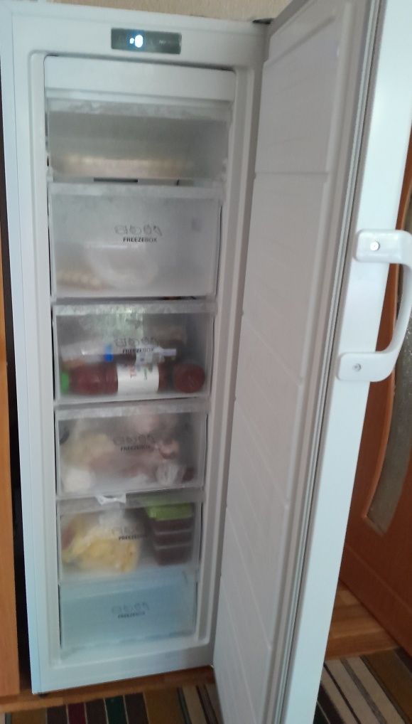 Продам морозильную камеру!
