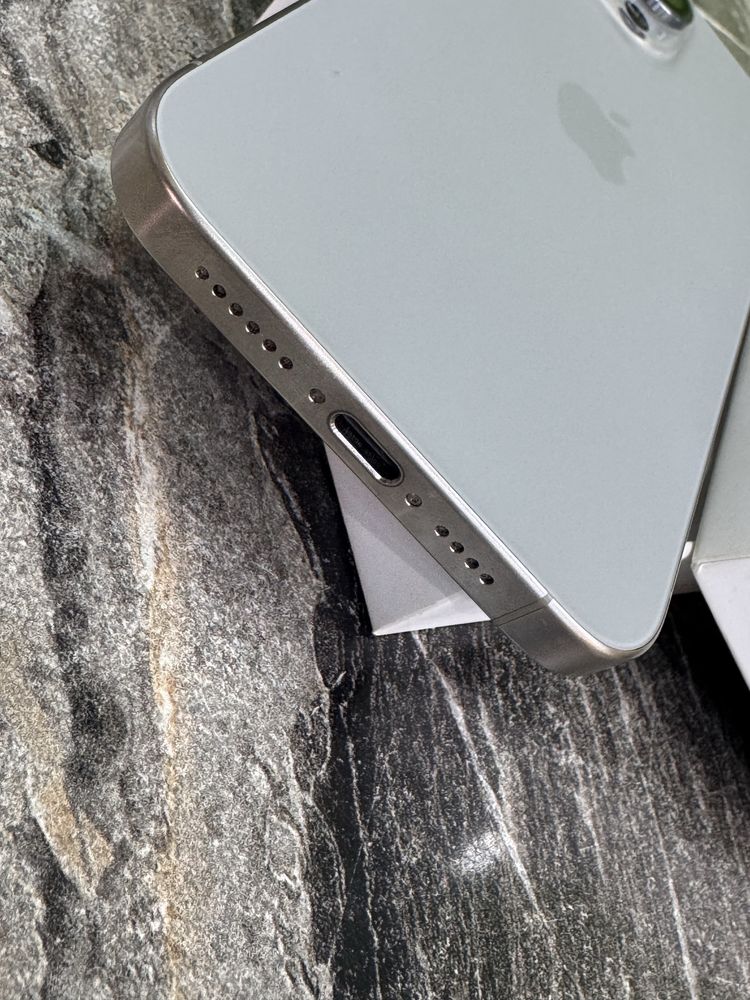 ПРОДАМ Iphone 15 pro max