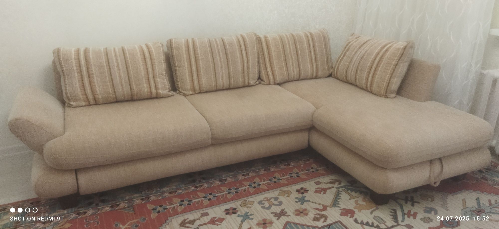 Продам раскладной диван с креслом