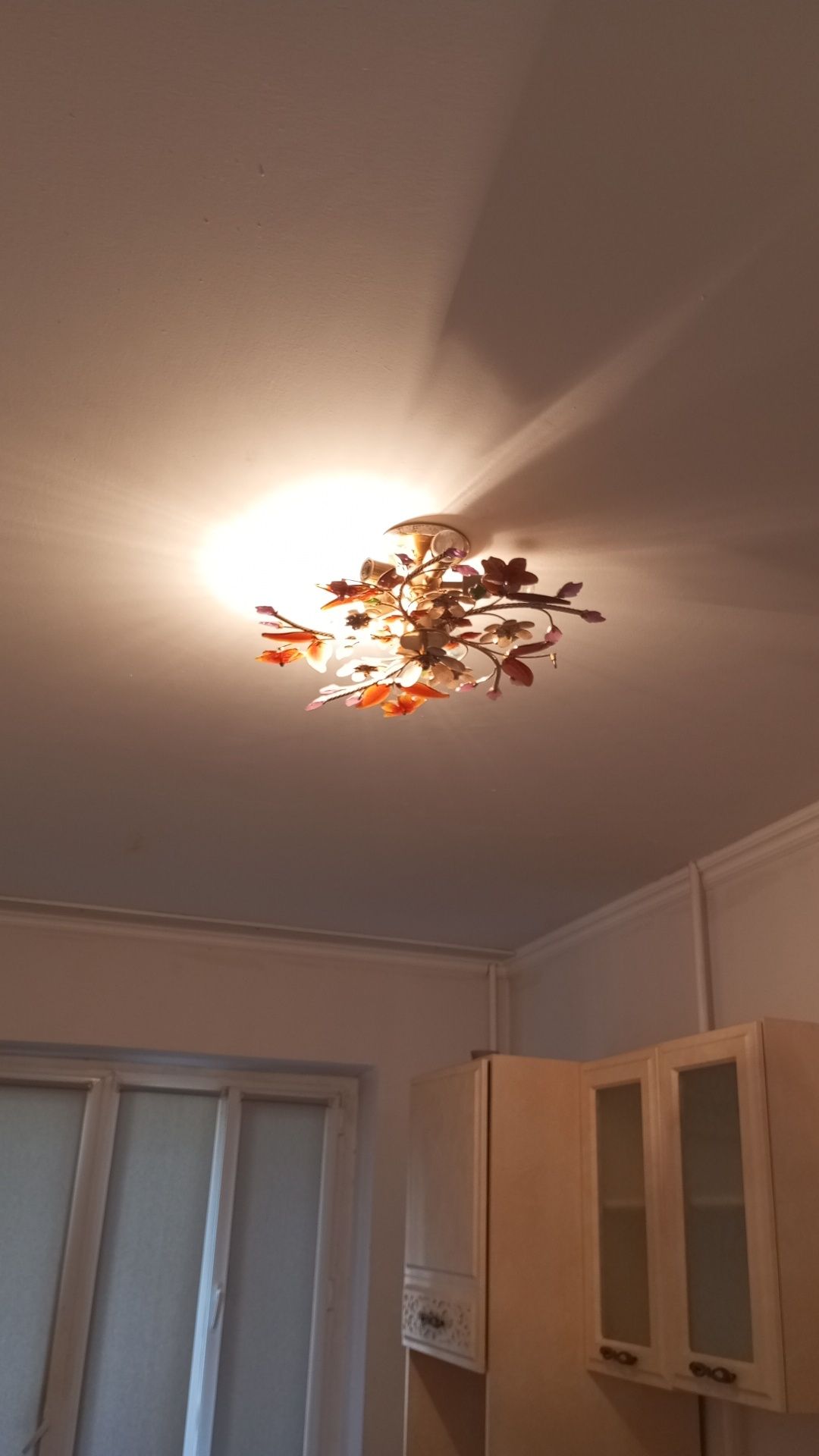 Продам двыери межкомнатный душ кабина.
