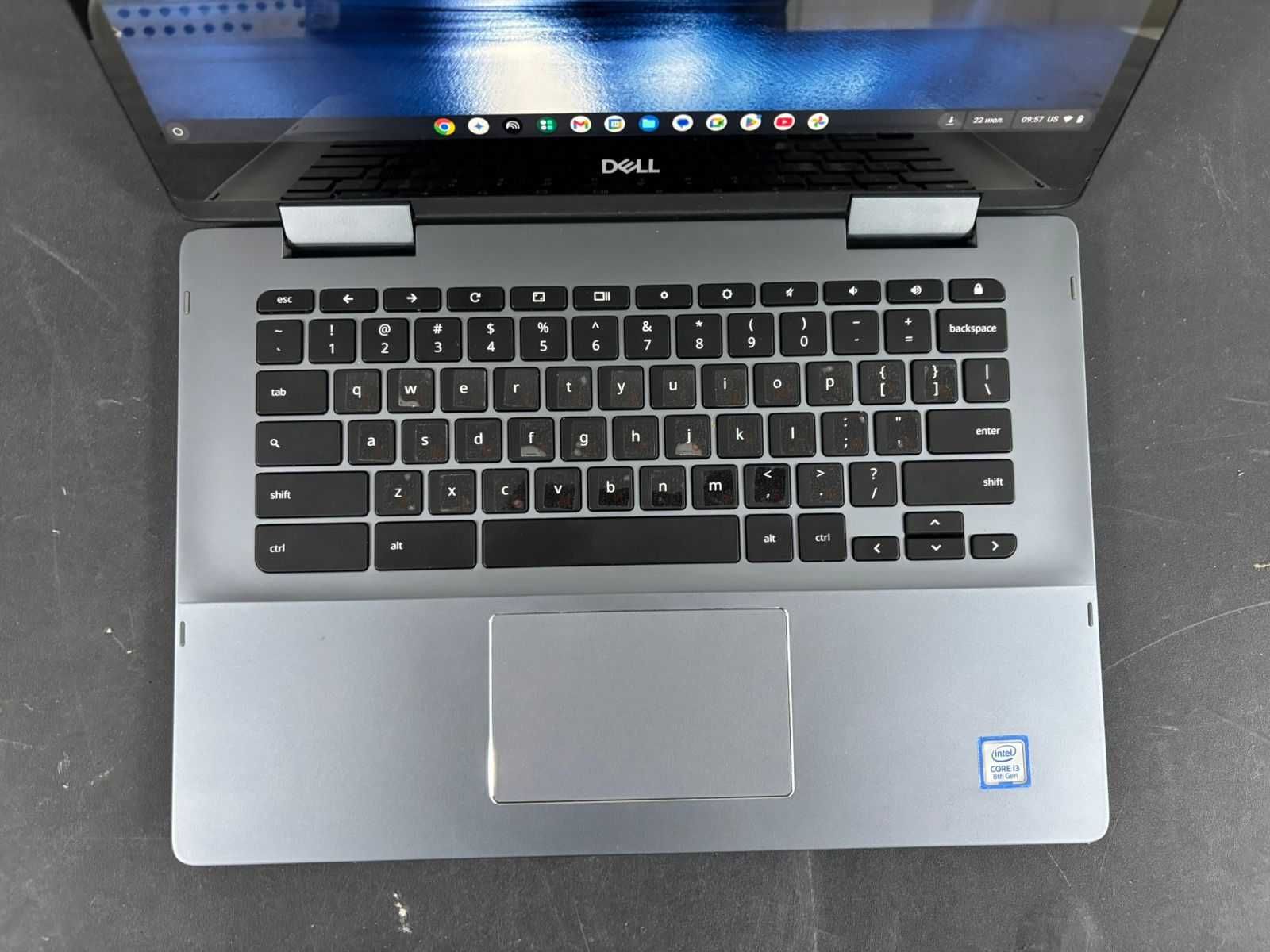 ноутбук Dell почти новая