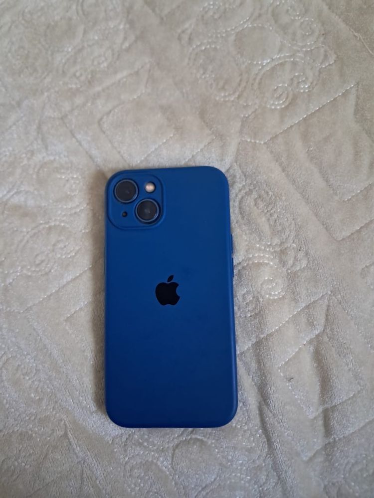 Iphone 13 в хорошем состоянии