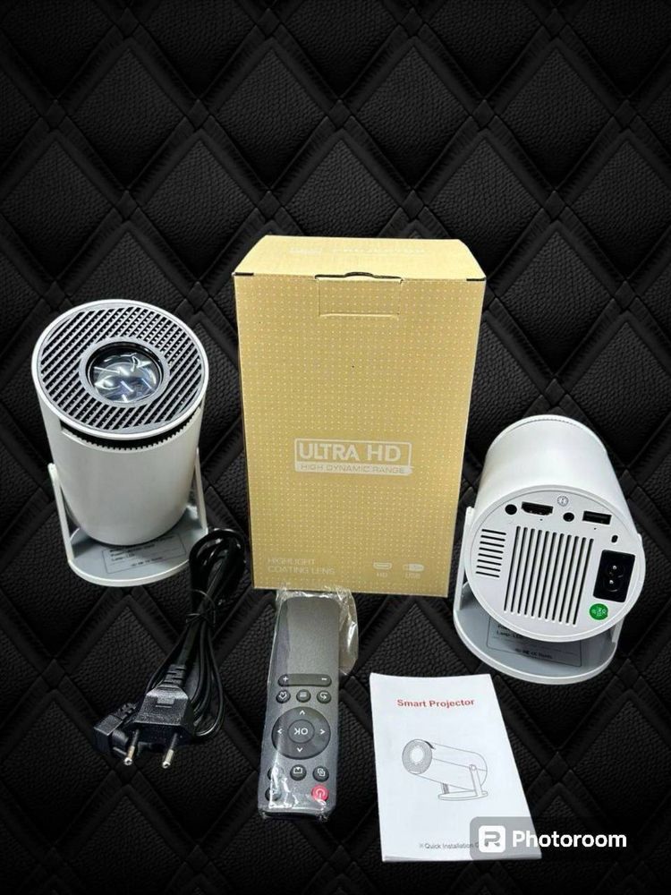 Проектор / проектор для дома / домашный кинотеатр / Projector