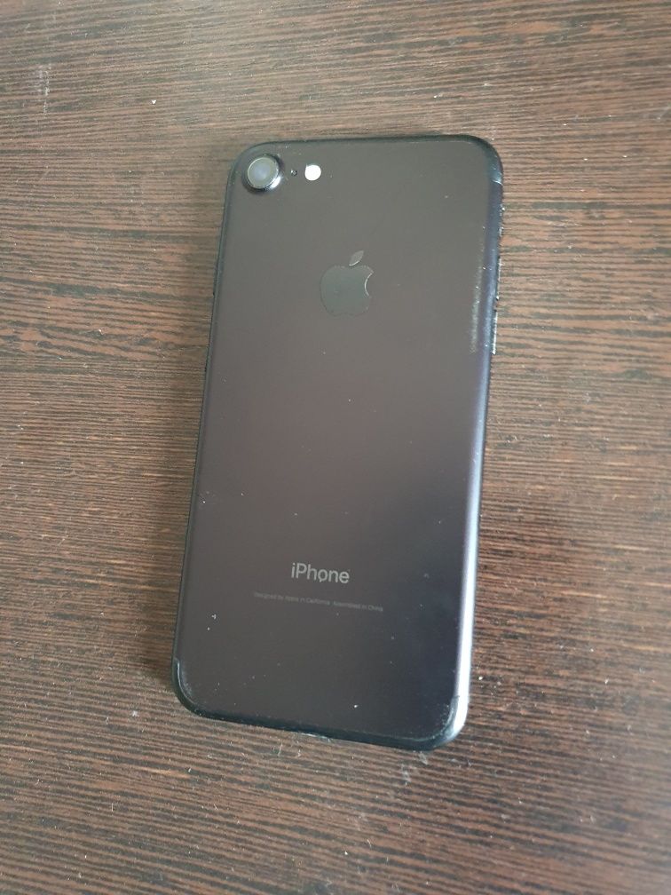 iPhone 7 Айфон продам