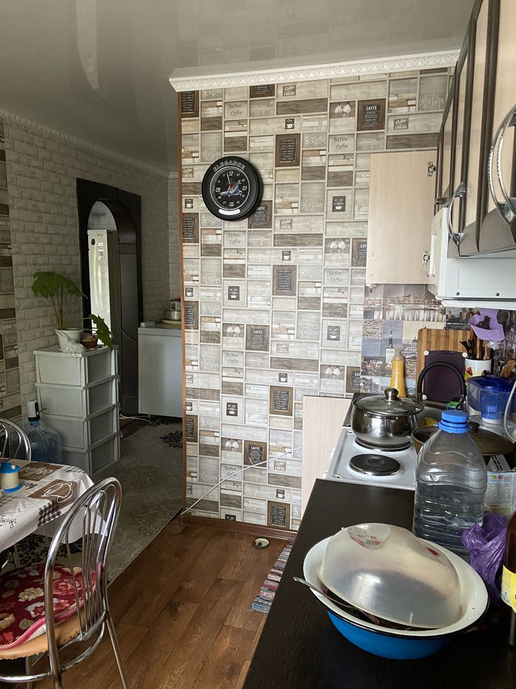 Продам 4 х комн квартиру