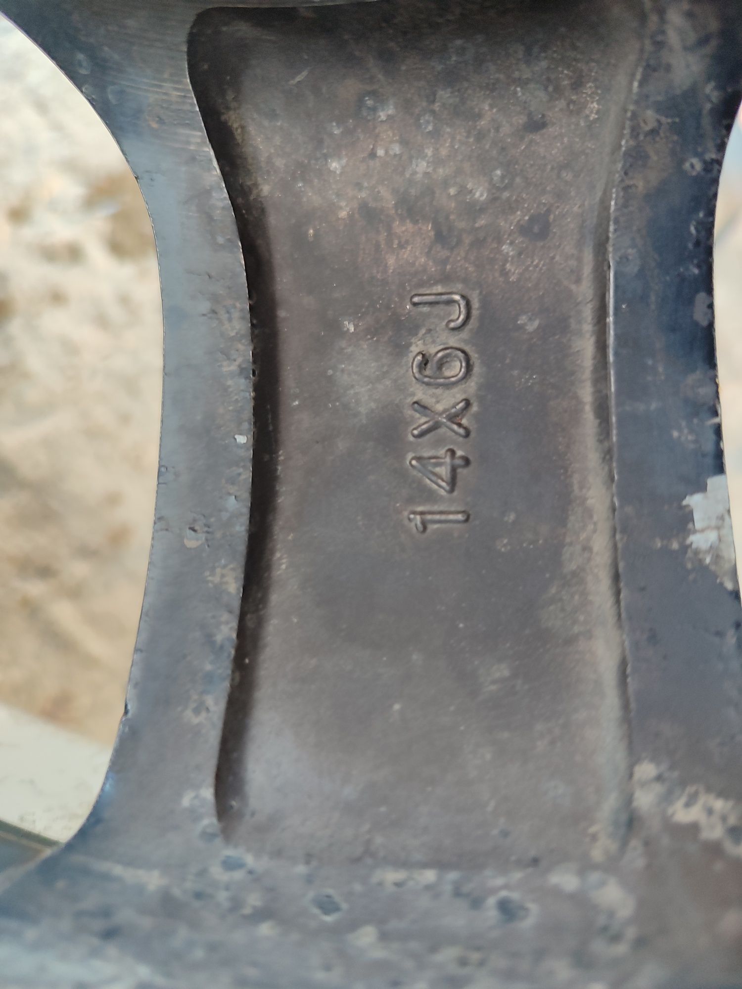 Диски R14 с резиной 185/70/R14 зимние новые