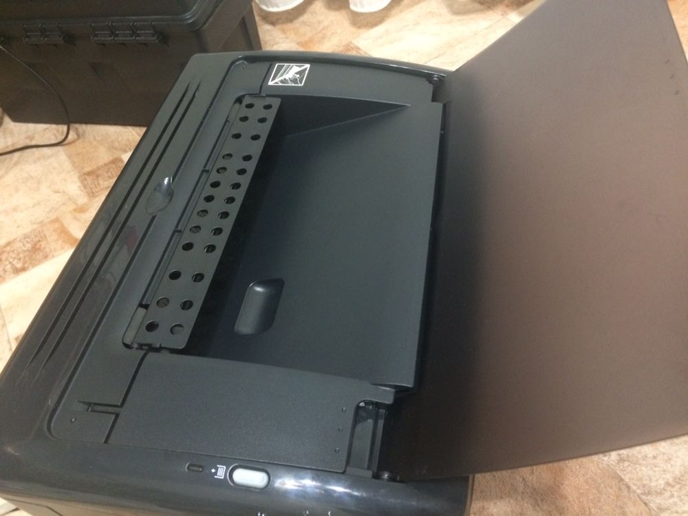 Продам принтер canon lbp 3010B в отличном состоянии