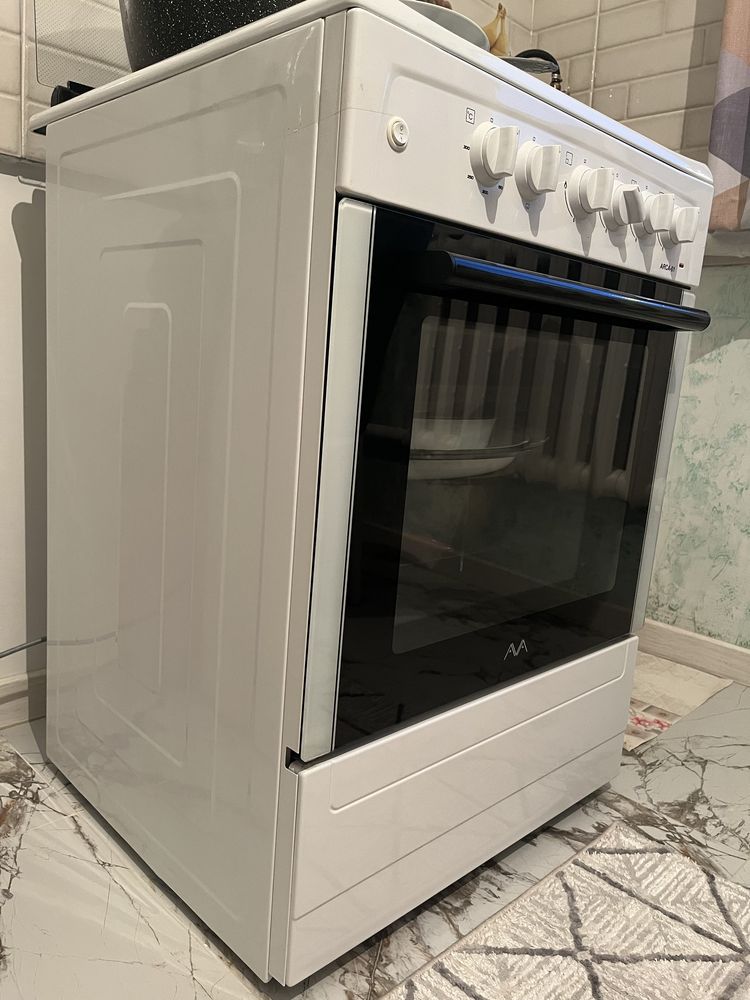 Продам газовую плиту
