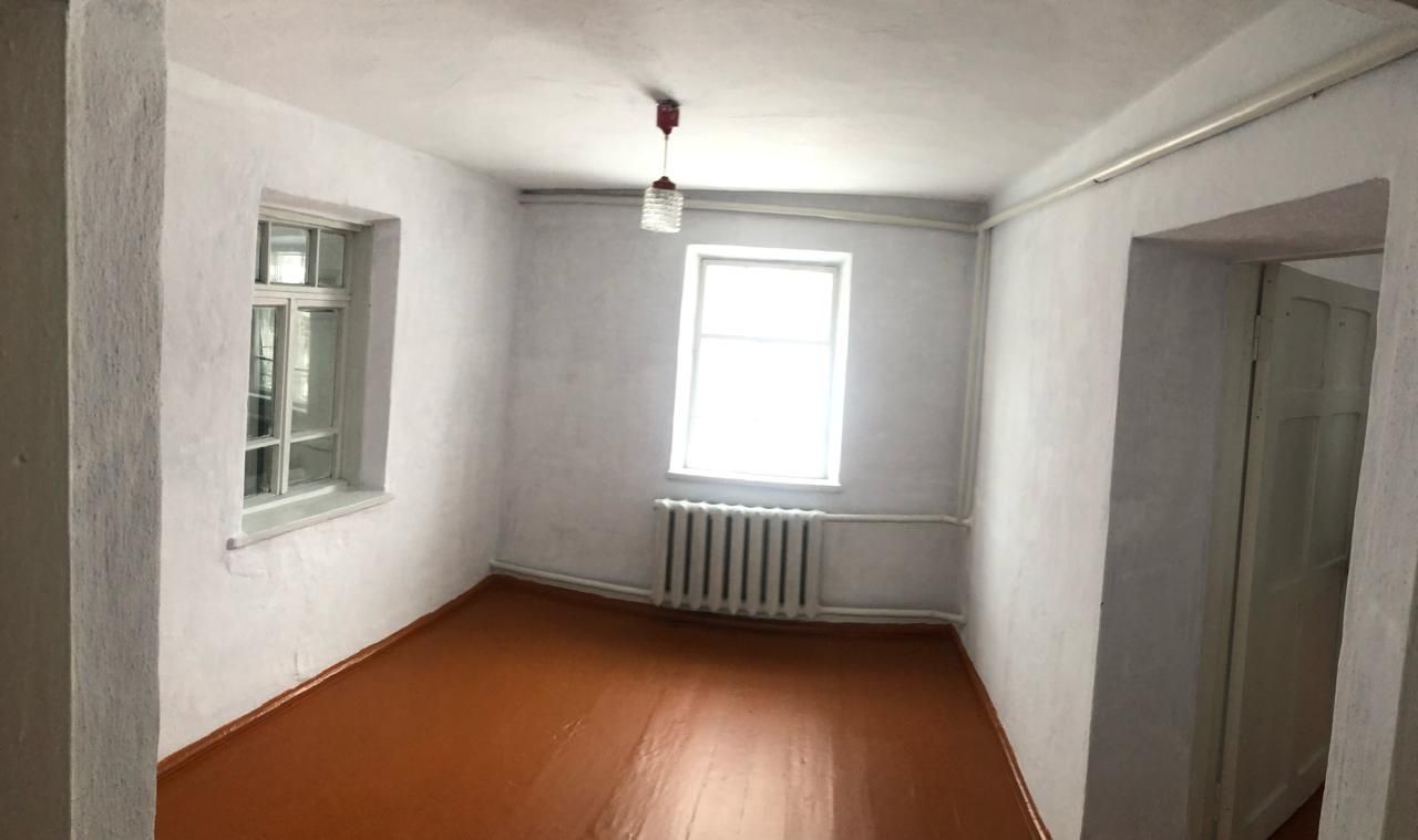 Продам дом, в районе центрального парка