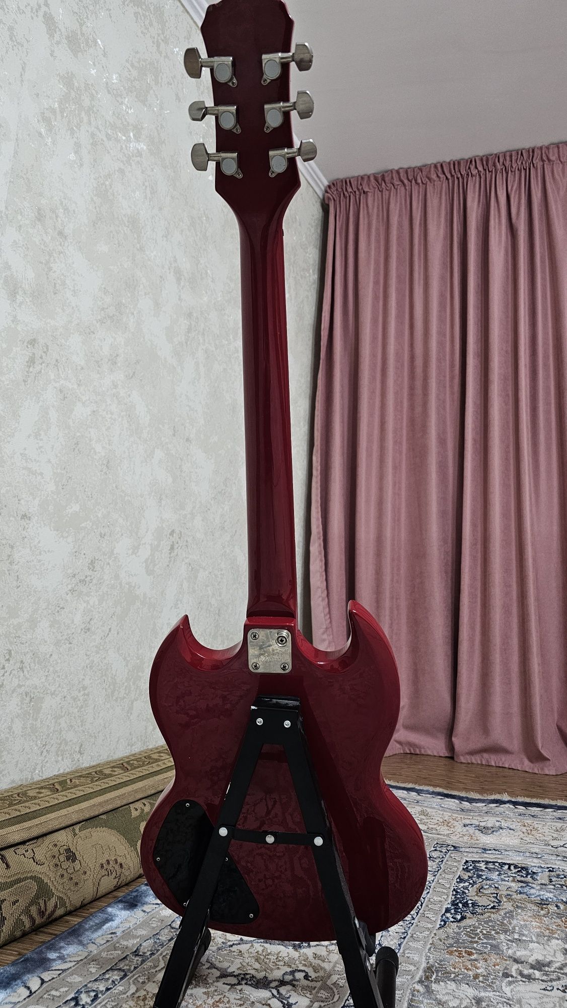 Электрогитара Epiphone SG
