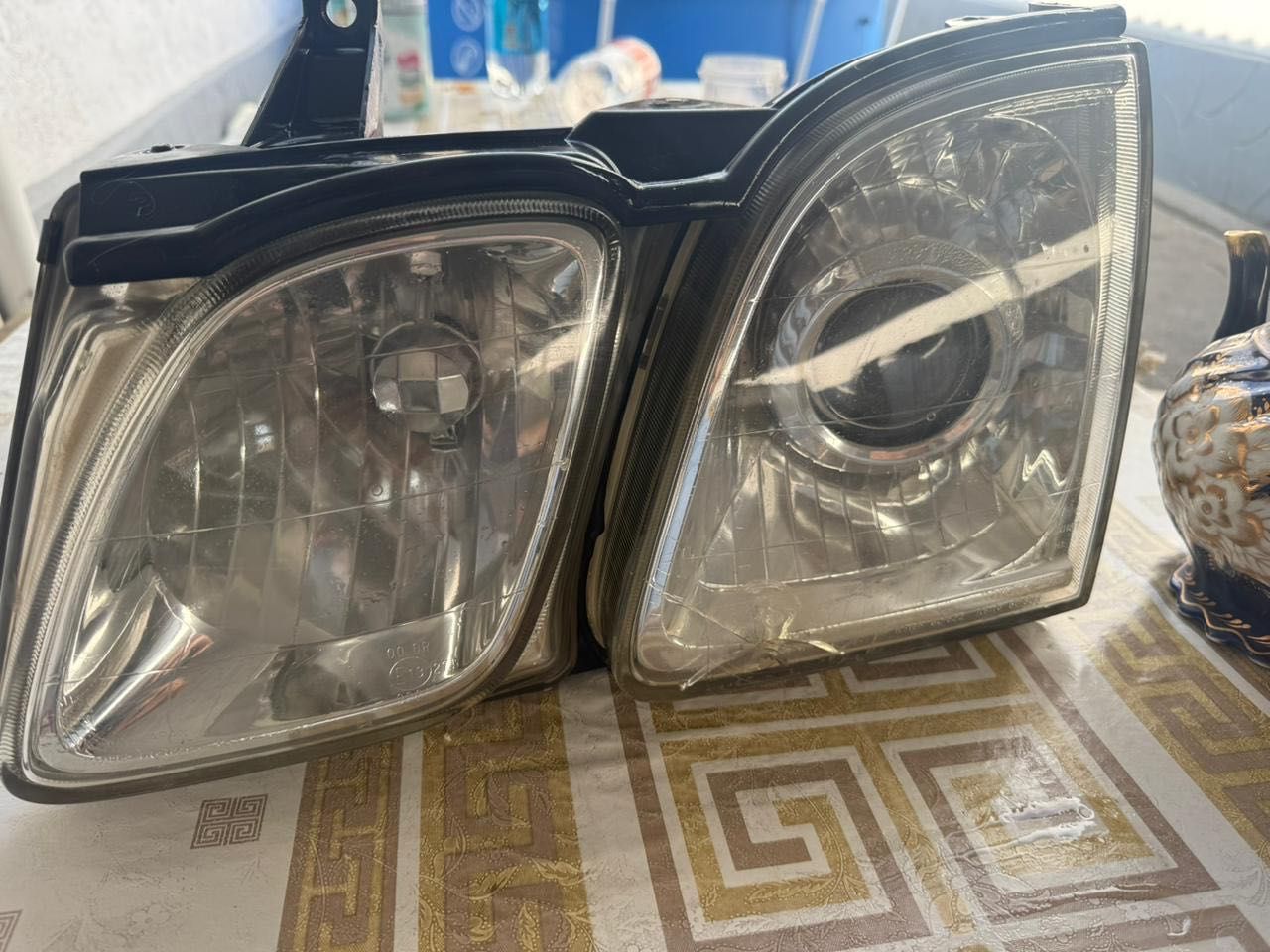 Продам фару от лексуса
