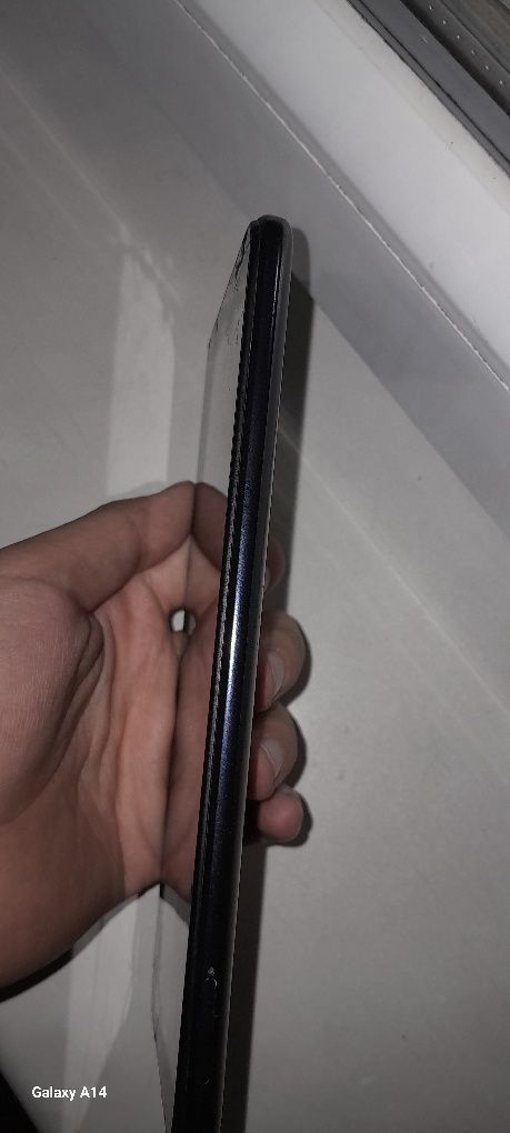Продаю Xiaomi Redmi 9C 3/64 ГБ (на запчасти, не работает)