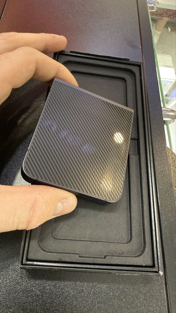 Samsung Z Flip 6 512GB Carbon