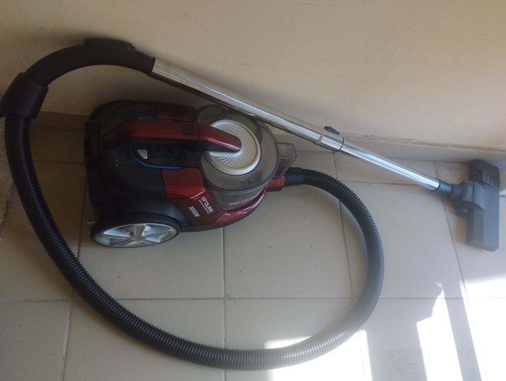Продам пылесос, 3000 w, "Proliss"
