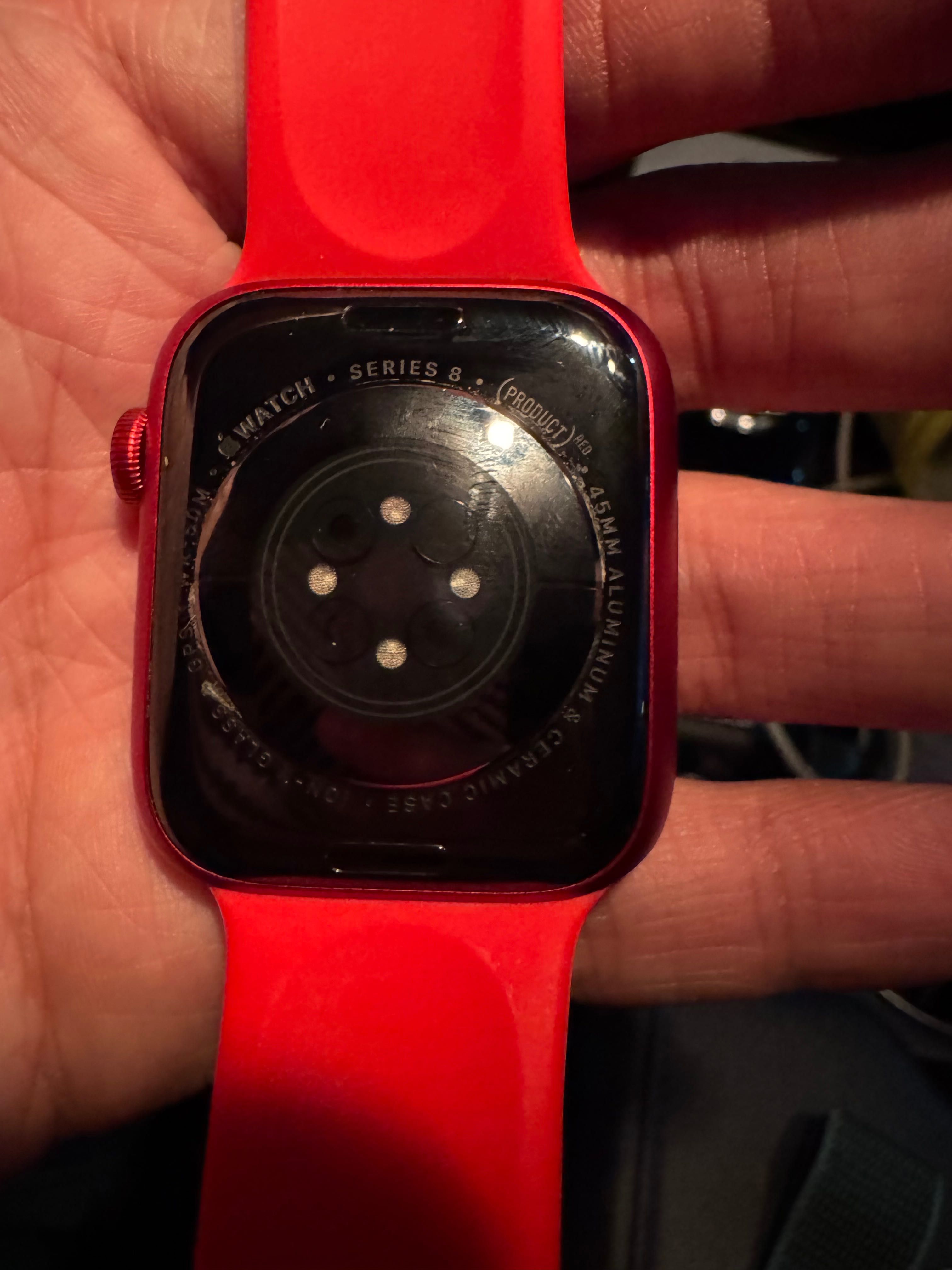 Продам Apple Watch 8 45 мм Product Red эпл вотч 8