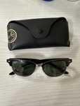 Продам солнцезащитные очки ray-ban